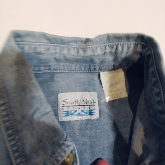 Demin Men's  Bull Button Down Shirt...size XLarge - Picture 5 of 5